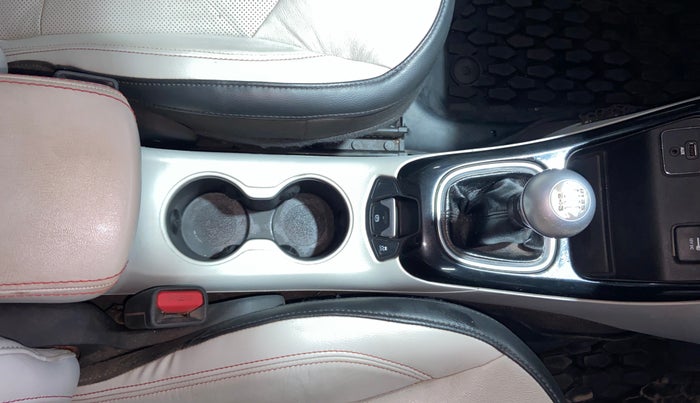 2019 Jeep Compass LIMITED PLUS DIESEL, Diesel, Manual, 70,805 km, Gear Lever