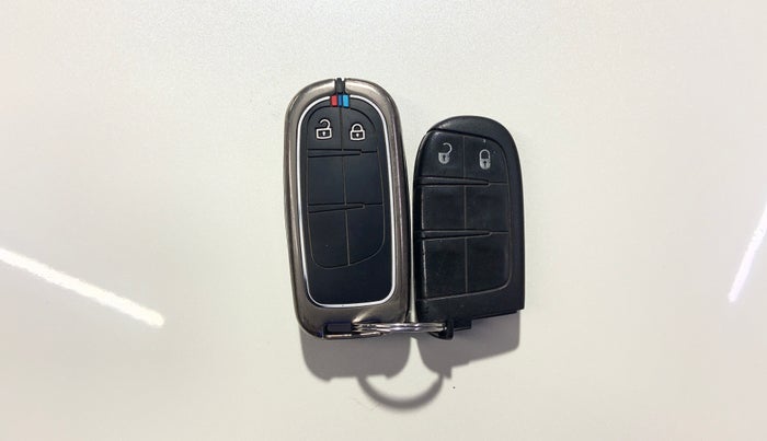 2019 Jeep Compass LIMITED PLUS DIESEL, Diesel, Manual, 70,805 km, Key Close Up