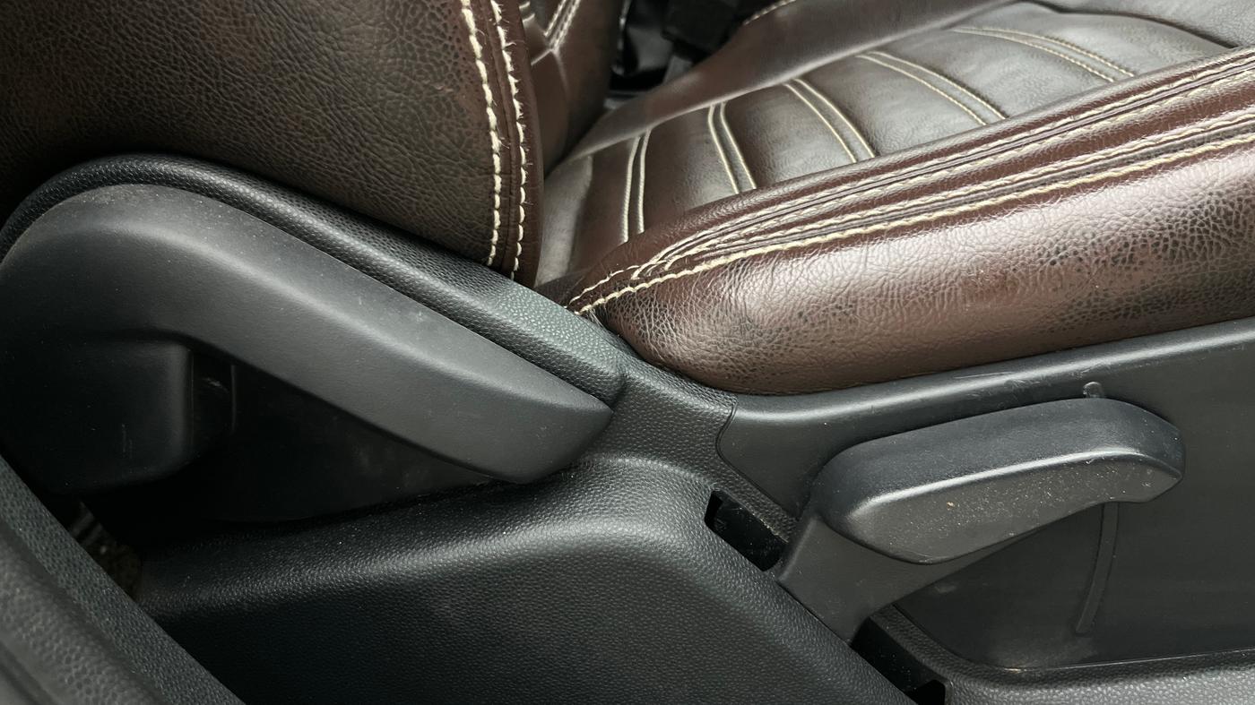 2020 Ford Ecosport TITANIUM 1.5L DIESEL, Diesel, Manual, 92,402 km, Driver Side Adjustment Panel