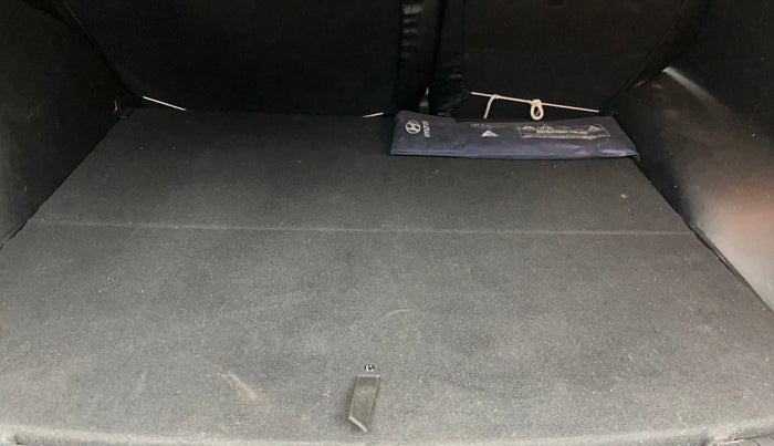 2017 Hyundai Creta SX PLUS AT 1.6 PETROL, Petrol, Automatic, 89,585 km, Boot Inside