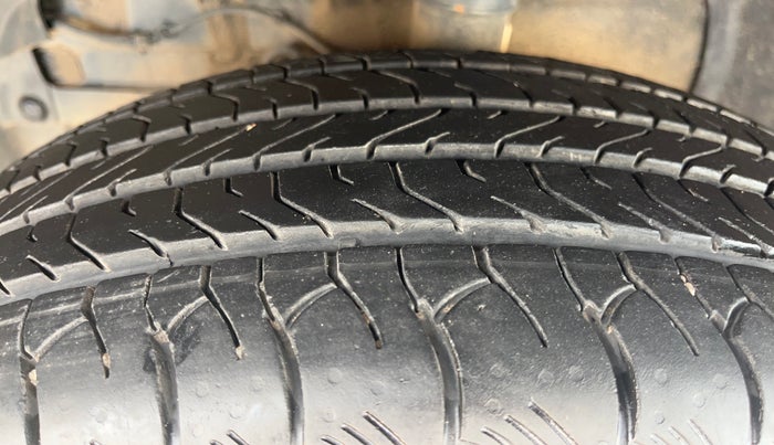 2024 Maruti Grand Vitara DELTA SMART HYBRID, Petrol, Manual, 14,199 km, Left Front Tyre Tread