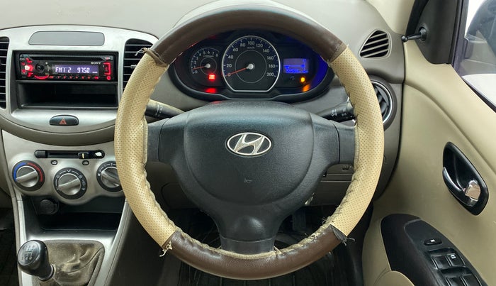 2011 Hyundai i10 MAGNA 1.1 IRDE2, CNG, Manual, 52,583 km, Steering Wheel Close Up