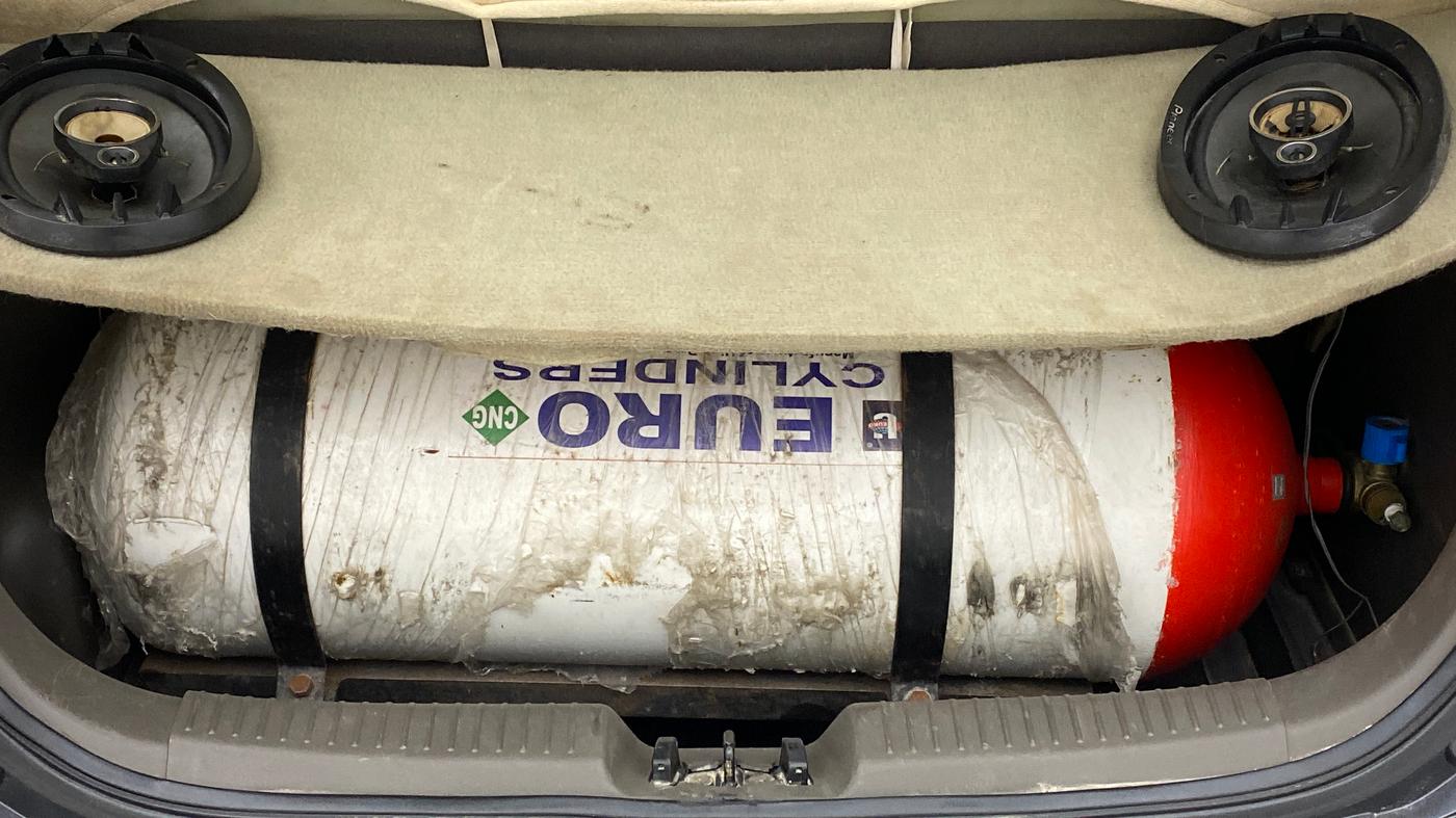 2011 Hyundai i10 MAGNA 1.1 IRDE2, CNG, Manual, 52,583 km, Boot Inside