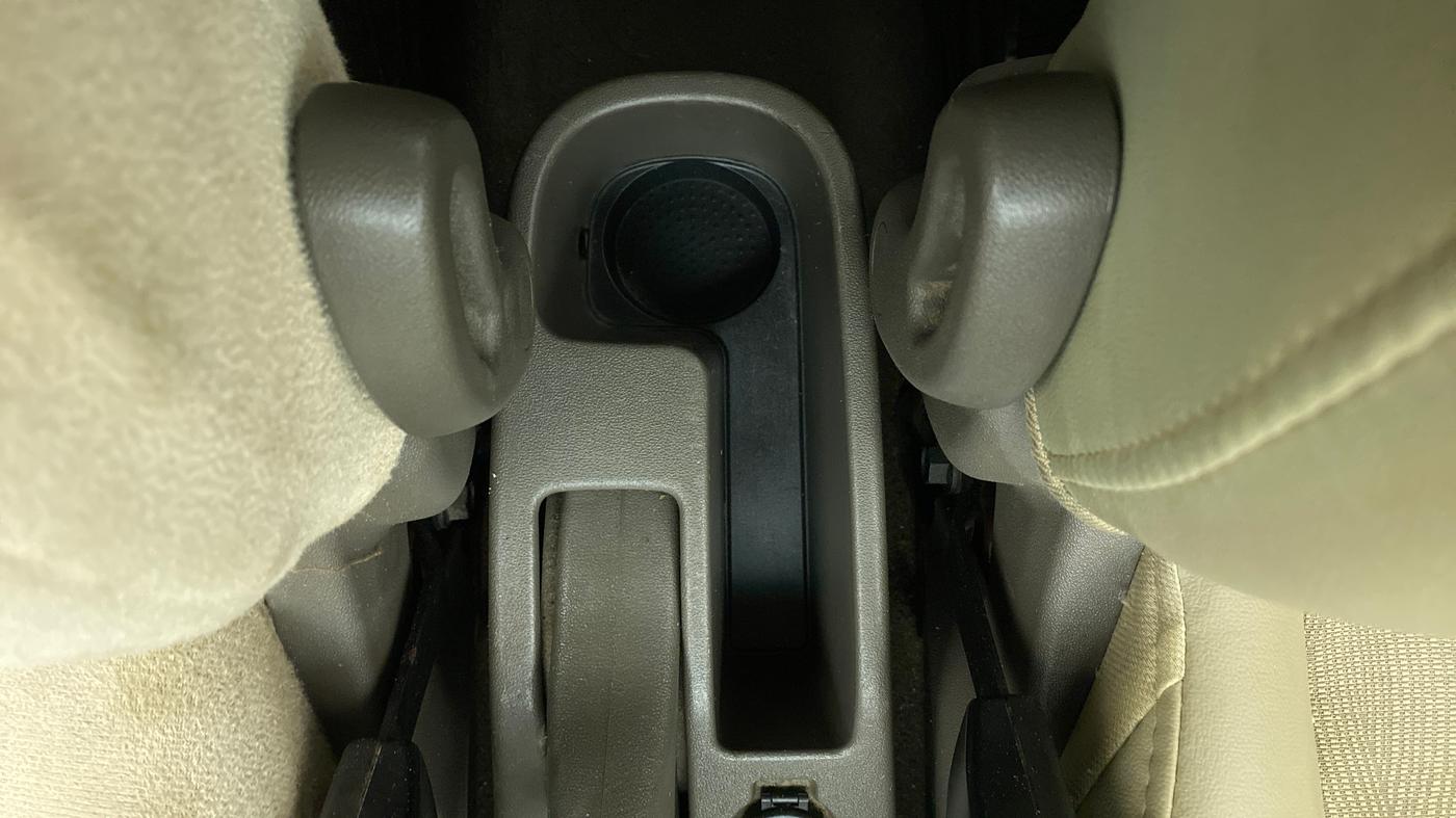 2011 Hyundai i10 MAGNA 1.1 IRDE2, CNG, Manual, 52,583 km, Driver Side Adjustment Panel