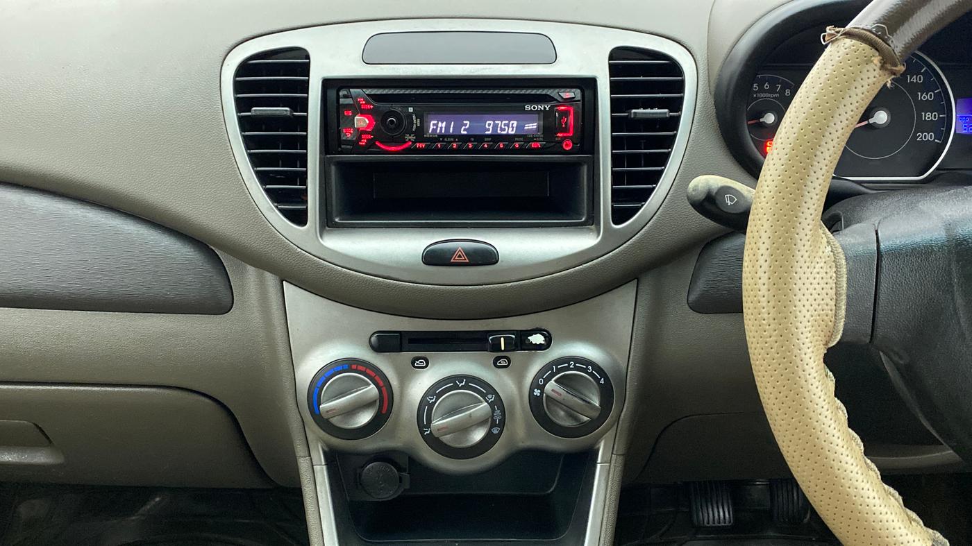 2011 Hyundai i10 MAGNA 1.1 IRDE2, CNG, Manual, 52,583 km, Air Conditioner
