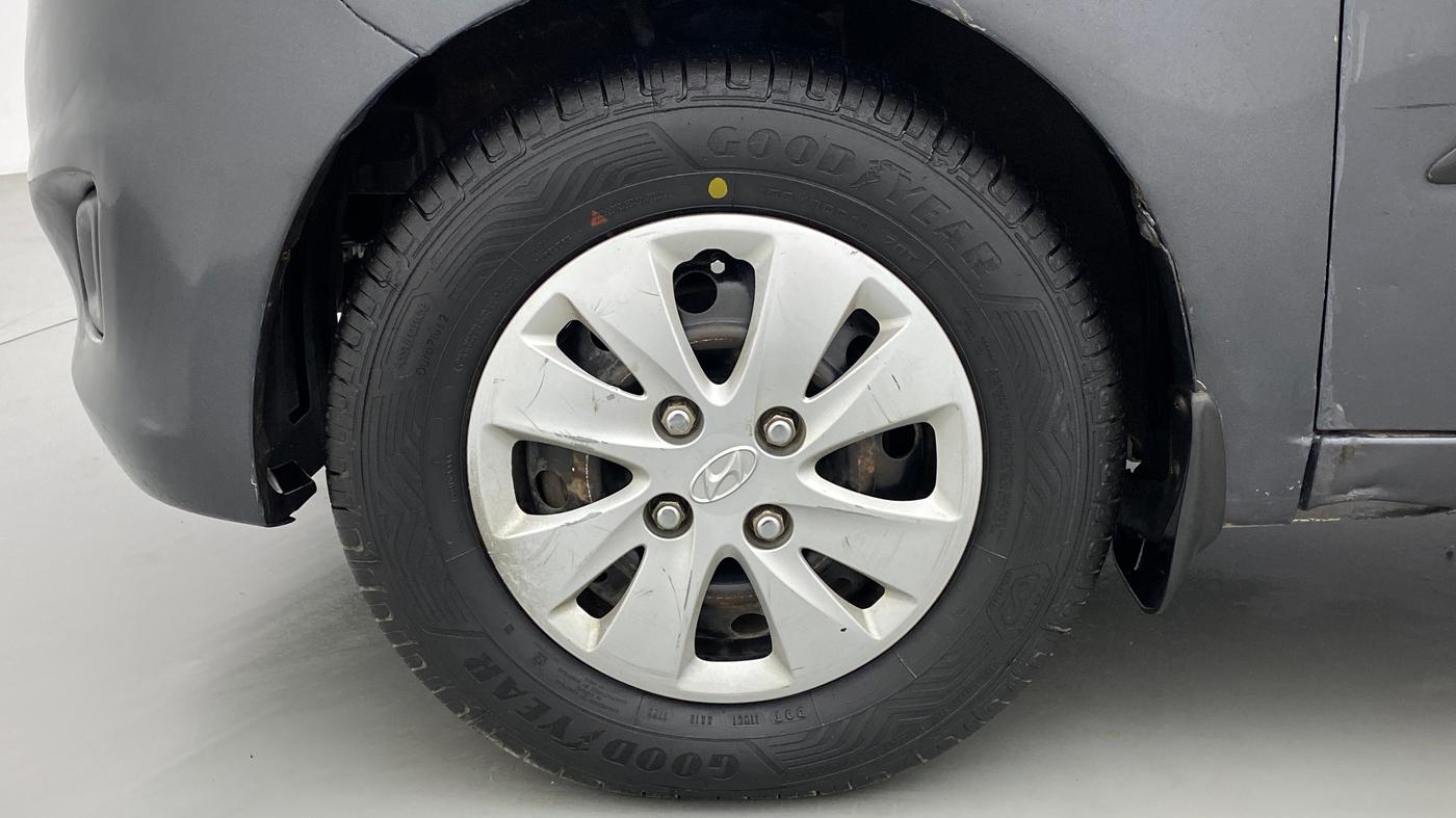 2011 Hyundai i10 MAGNA 1.1 IRDE2, CNG, Manual, 52,583 km, Left Front Wheel