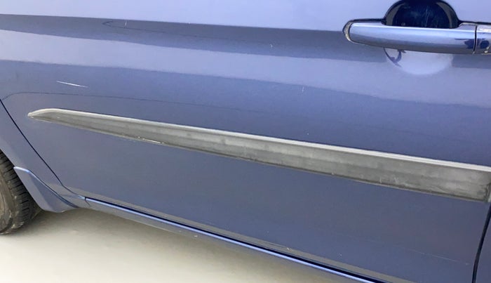 2018 Maruti Ciaz SIGMA 1.5 SHVS MT  PETROL, Petrol, Manual, 80,349 km, Front passenger door - Slightly dented