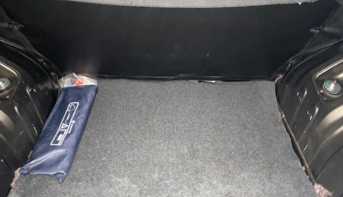 2019 Renault Kwid RXL, Petrol, Manual, 43,673 km, Boot Inside