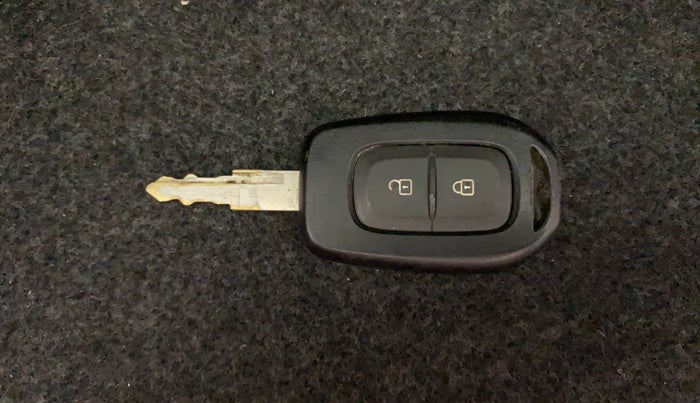 2019 Renault Kwid RXL, Petrol, Manual, 43,673 km, Key Close Up