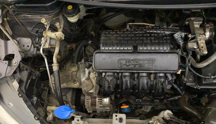 2017 Honda Jazz 1.2L I-VTEC V AT, Petrol, Automatic, 1,03,122 km, Engine View - Right