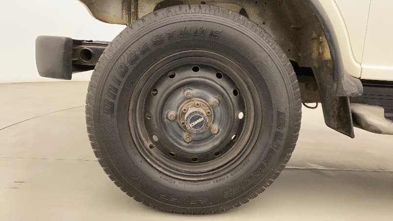 2015 Mahindra Thar CRDE 4X4 AC, Diesel, Manual, 72,165 km, Left Front Wheel