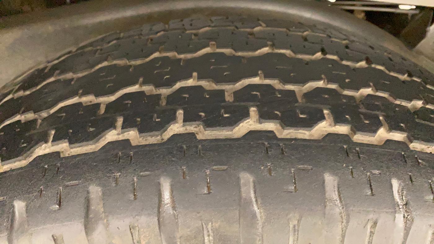 2015 Mahindra Thar CRDE 4X4 AC, Diesel, Manual, 72,165 km, Right Rear Tyre Tread