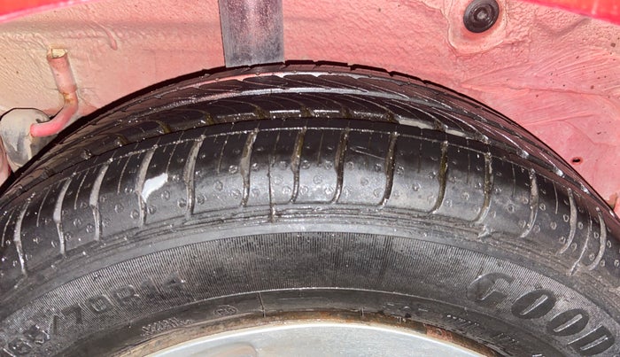 2015 Maruti Celerio VXI AMT, Petrol, Automatic, 23,156 km, Right Rear Tyre Tread