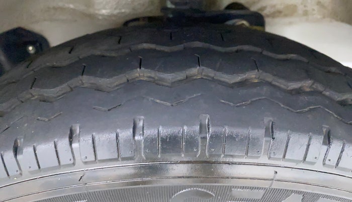2019 Maruti Eeco 5 STR WITH AC PLUSHTR, Petrol, Manual, 1 km, Right Front Tyre Tread