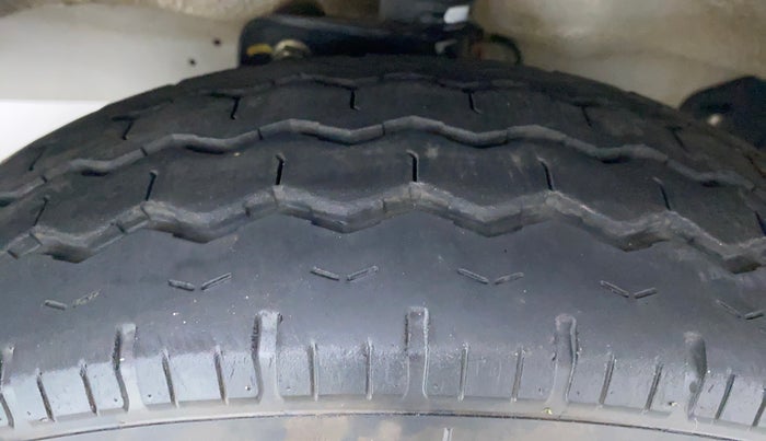 2019 Maruti Eeco 5 STR WITH AC PLUSHTR, Petrol, Manual, 1 km, Left Front Tyre Tread