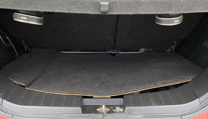 2013 Maruti Wagon R Stingray VXI, Petrol, Manual, 62,201 km, Boot Inside