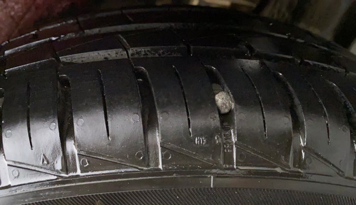 2013 Maruti Wagon R Stingray VXI, Petrol, Manual, 62,201 km, Left Rear Tyre Tread