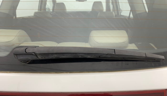 2023 KIA CARENS LUXURY PLUS 1.5 IMT PETROL, Petrol, Manual, 26,768 km, Rear Wiper