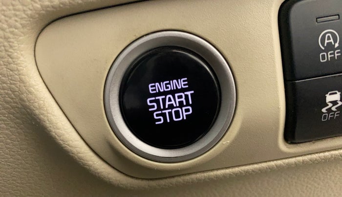 2023 KIA CARENS LUXURY PLUS 1.5 IMT PETROL, Petrol, Manual, 26,768 km, Keyless Start/ Stop Button