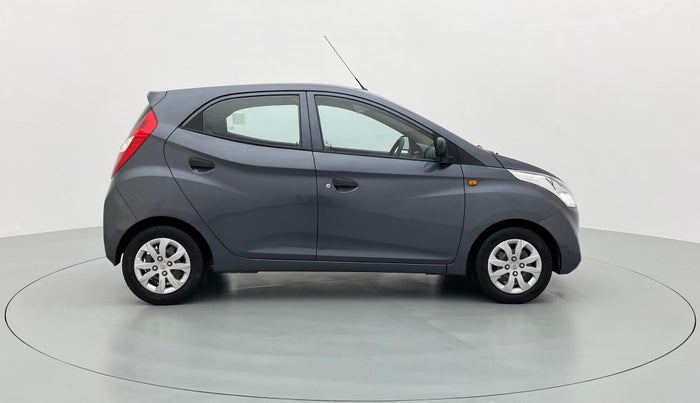 2015 Hyundai Eon MAGNA PLUS, Petrol, Manual, 29,310 km, Right Side View