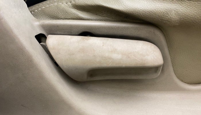 2013 Maruti Swift Dzire LXI, Petrol, Manual, 83,235 km, Driver Side Adjustment Panel