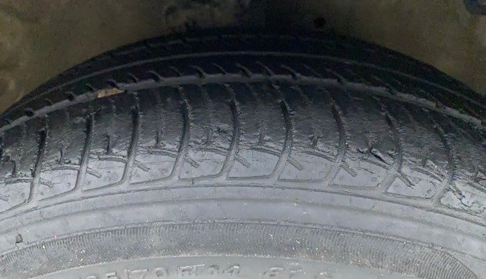 2017 Maruti Celerio ZXI AMT (O), Petrol, Automatic, 30,623 km, Right Front Tyre Tread