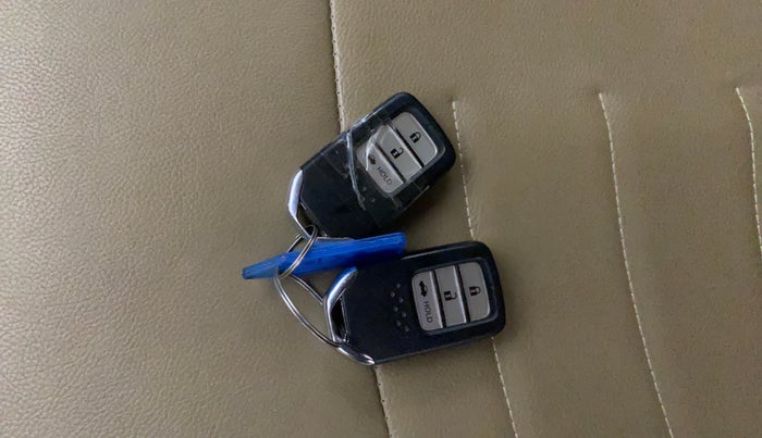 2021 Honda Amaze 1.2L I-VTEC VX, Petrol, Manual, 42,440 km, Key Close Up