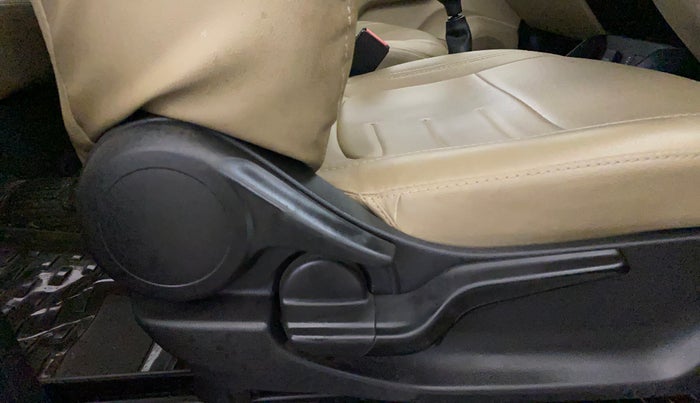 2021 Honda Amaze 1.2L I-VTEC VX, Petrol, Manual, 42,440 km, Driver Side Adjustment Panel