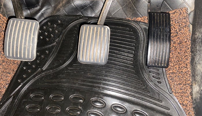 2016 Hyundai Xcent S 1.2, Petrol, Manual, 95,851 km, Pedals