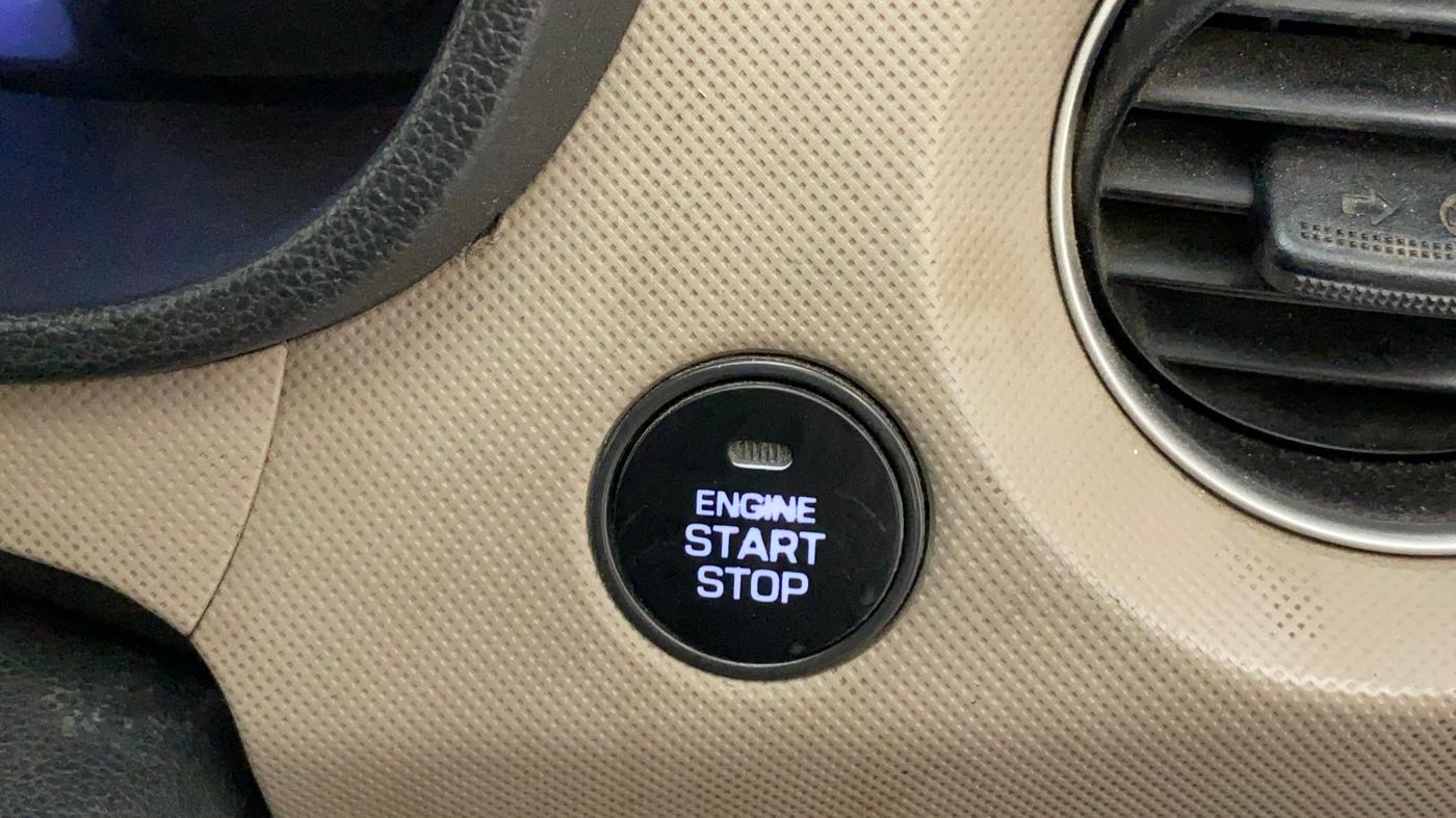 2014 Hyundai Grand i10 SPORTZ 1.2 KAPPA VTVT, Petrol, Manual, 87,327 km, Keyless Start/ Stop Button