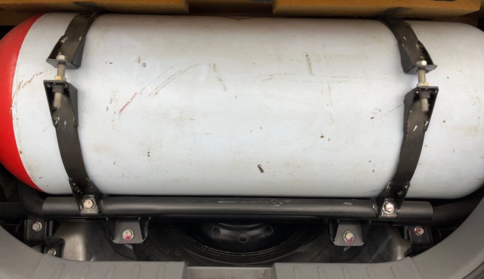 2016 Maruti Alto 800 LXI CNG AIRBAG, CNG, Manual, 64,405 km, Boot Inside