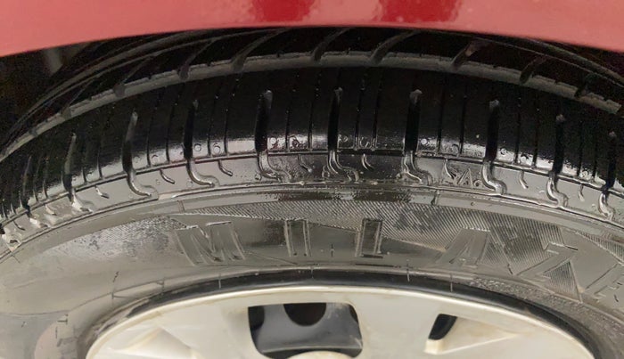 2016 Hyundai Grand i10 SPORTZ 1.2 KAPPA VTVT, Petrol, Manual, 22,003 km, Left Front Tyre Tread