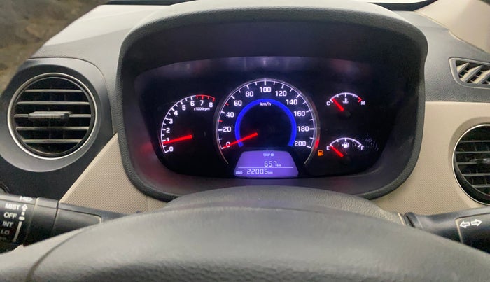 2016 Hyundai Grand i10 SPORTZ 1.2 KAPPA VTVT, Petrol, Manual, 22,003 km, Odometer Image