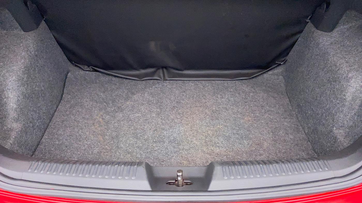 2015 Volkswagen Polo GT TSI 1.2 PETROL AT, Petrol, Automatic, 25,394 km, Boot Inside View
