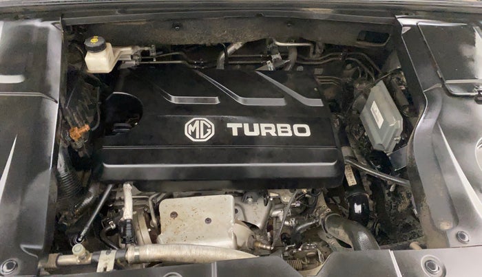 2023 MG HECTOR PLUS SHARP PRO 1.5 PETROL TURBO CVT 6 STR, Petrol, Automatic, 35,383 km, Engine View