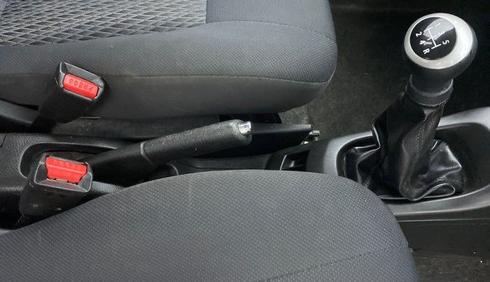 2014 Maruti Wagon R Stingray VXI, Petrol, Manual, 50,467 km, Gear Lever