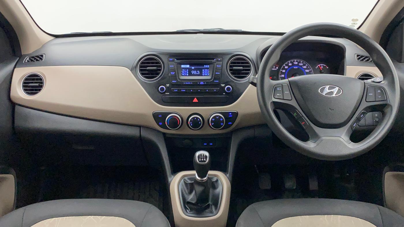 2015 Hyundai Grand i10 SPORTZ 1.2 KAPPA VTVT, Petrol, Manual, 62,496 km, Dashboard