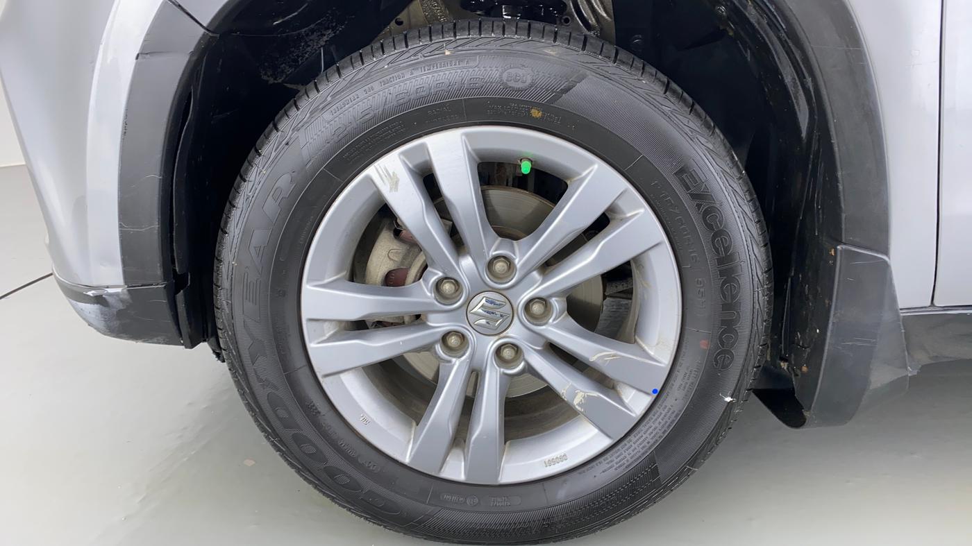 2017 Maruti Vitara Brezza ZDI PLUS, Diesel, Manual, 91,392 km, Left Front Wheel