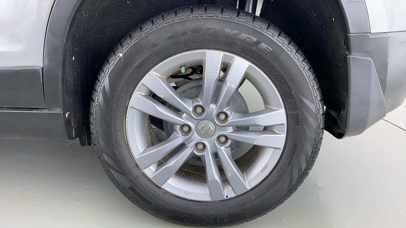 2017 Maruti Vitara Brezza ZDI PLUS, Diesel, Manual, 91,392 km, Left Rear Wheel
