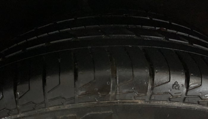 2018 Ford Ecosport TITANIUM + 1.5L PETROL AT, Petrol, Automatic, 76,305 km, Right Rear Tyre Tread
