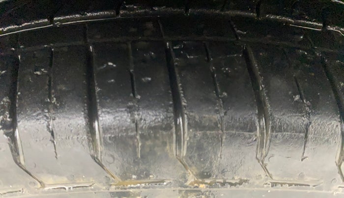 2020 Hyundai Creta SX (O) AT 1.5 DIESEL, Diesel, Automatic, 61,144 km, Left Front Tyre Tread