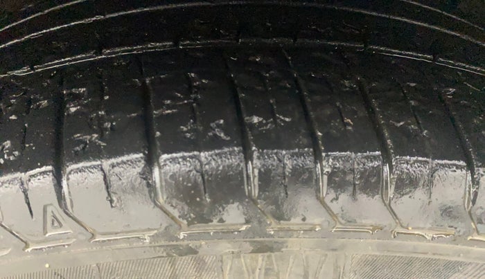 2020 Hyundai Creta SX (O) AT 1.5 DIESEL, Diesel, Automatic, 61,144 km, Right Front Tyre Tread