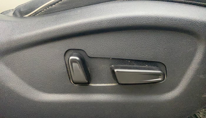 2020 Hyundai Creta SX (O) AT 1.5 DIESEL, Diesel, Automatic, 61,144 km, Driver Side Adjustment Panel