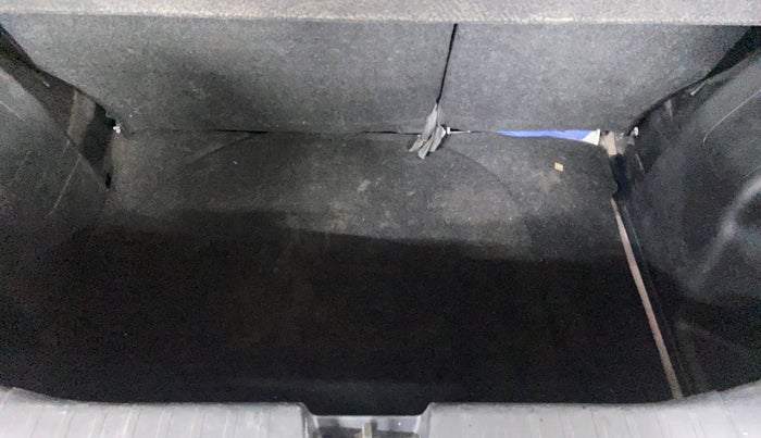 2021 Maruti Baleno DELTA PETROL 1.2, Petrol, Manual, 37,342 km, Boot Inside