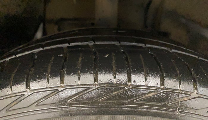 2018 Tata NEXON XZA PLUS PETROL, Petrol, Automatic, 23,807 km, Right Front Tyre Tread