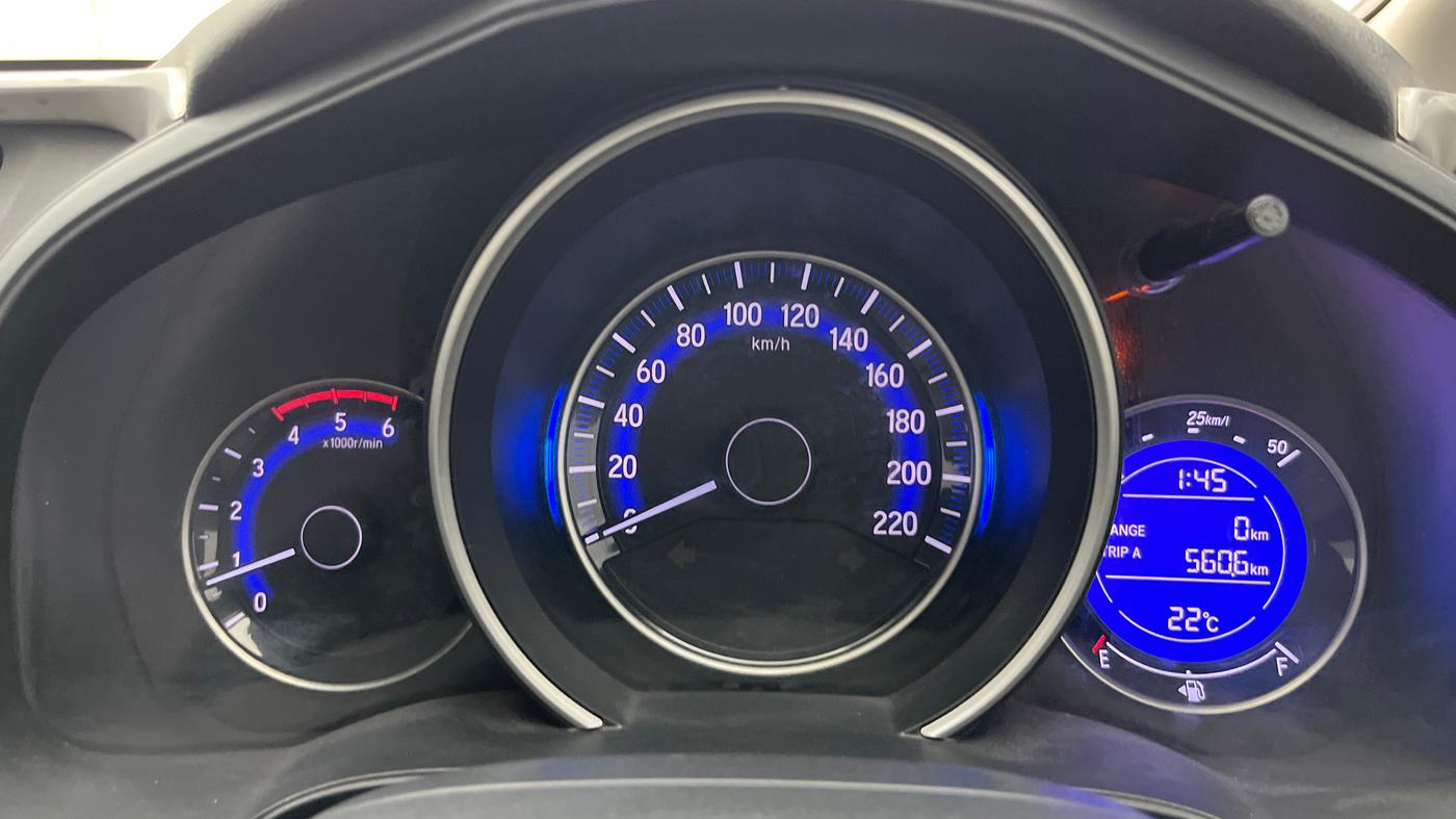 2017 Honda Jazz 1.5L I-DTEC VX, Diesel, Manual, 1,00,791 km, Odometer Image