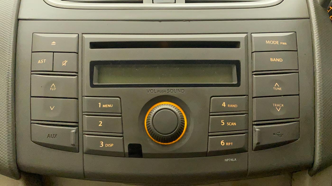2015 Maruti Ertiga VXI CNG, CNG, Manual, 52,143 km, Infotainment System