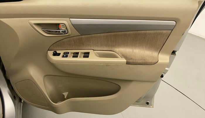 2015 Maruti Ertiga VXI CNG, CNG, Manual, 52,143 km, Driver Side Door Panels Control