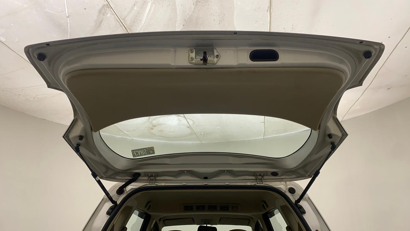 2015 Maruti Ertiga VXI CNG, CNG, Manual, 52,143 km, Boot Door Open
