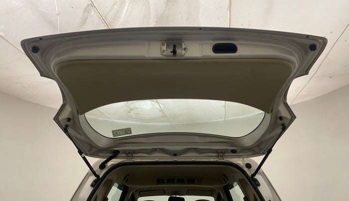 2015 Maruti Ertiga VXI CNG, CNG, Manual, 52,143 km, Boot Door Open